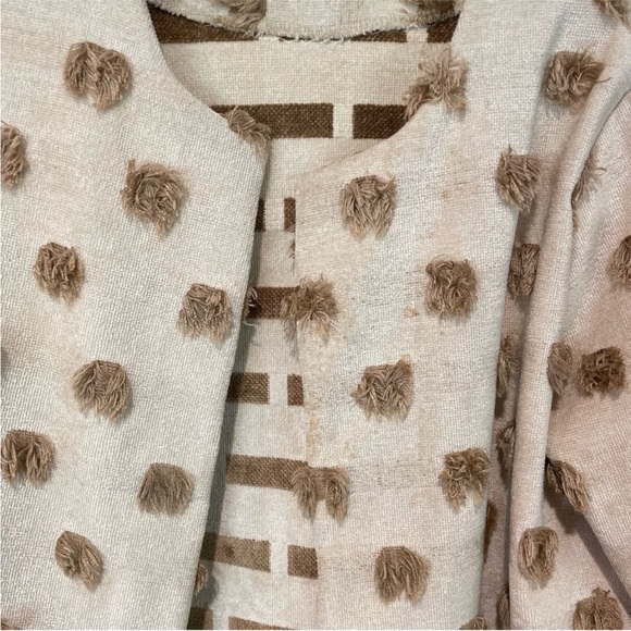 Vintage Style HomeMade Cream and Brown open front Jacket Fringe pattern design - Picture 3 of 4